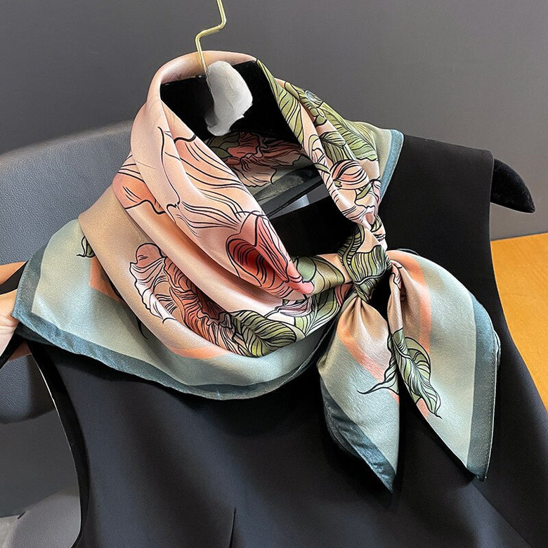 Foulard en soie "Rose du Marais"