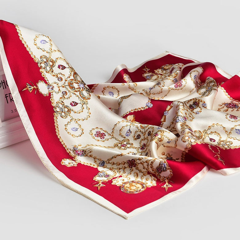 Foulard en soie "Éventail d’Été"