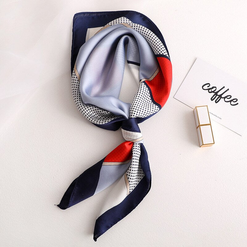 Foulard en soie "Château de Soie"